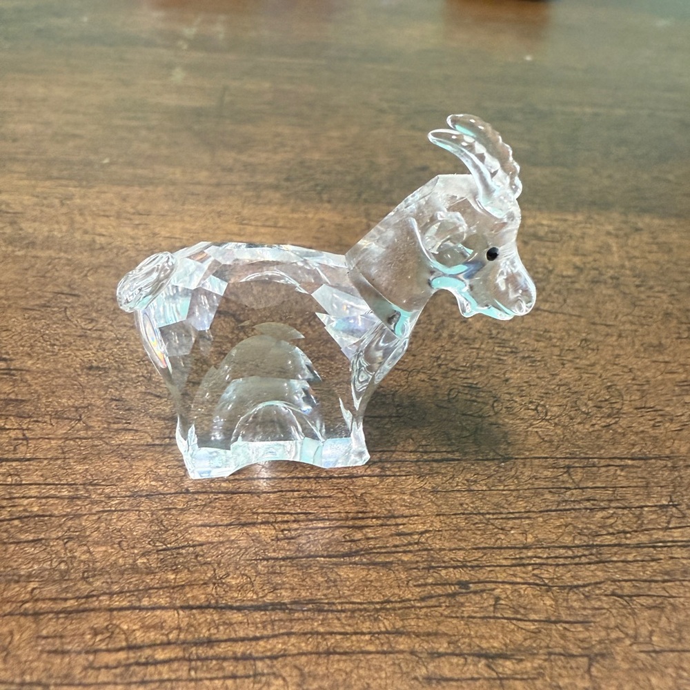 Swarovski Clear Crystal Goat Chinese zodiac Figurine